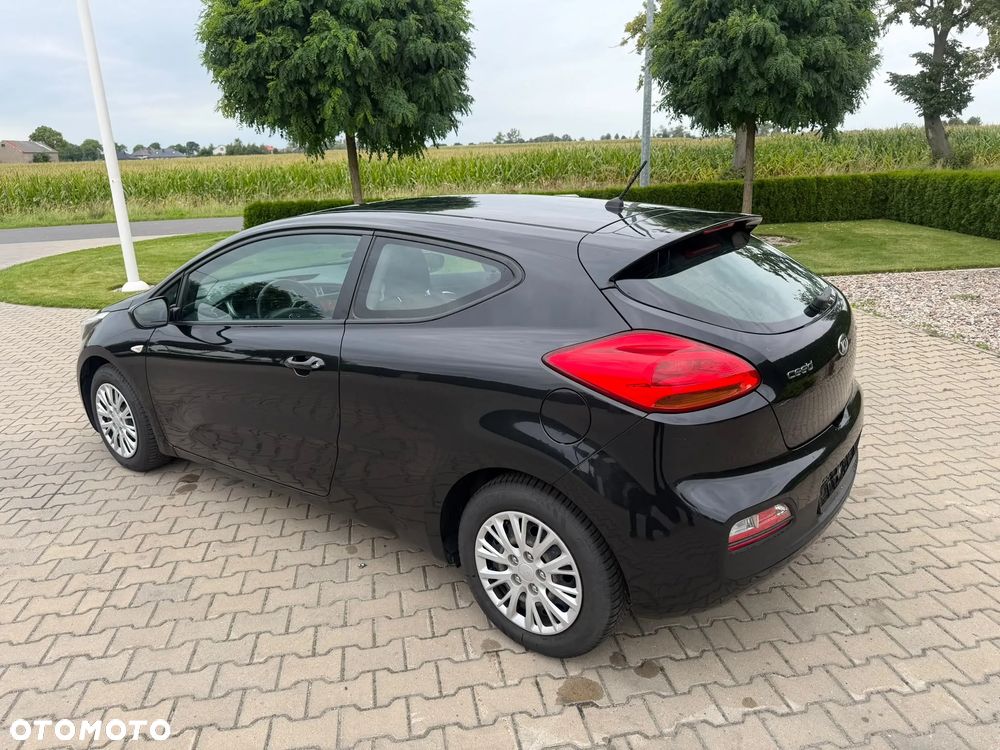 Kia Ceed - 19