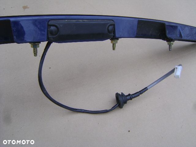 PRZYCISK MICROSTYK KLAPY ELEKTROMAGNES AVENSIS - 1