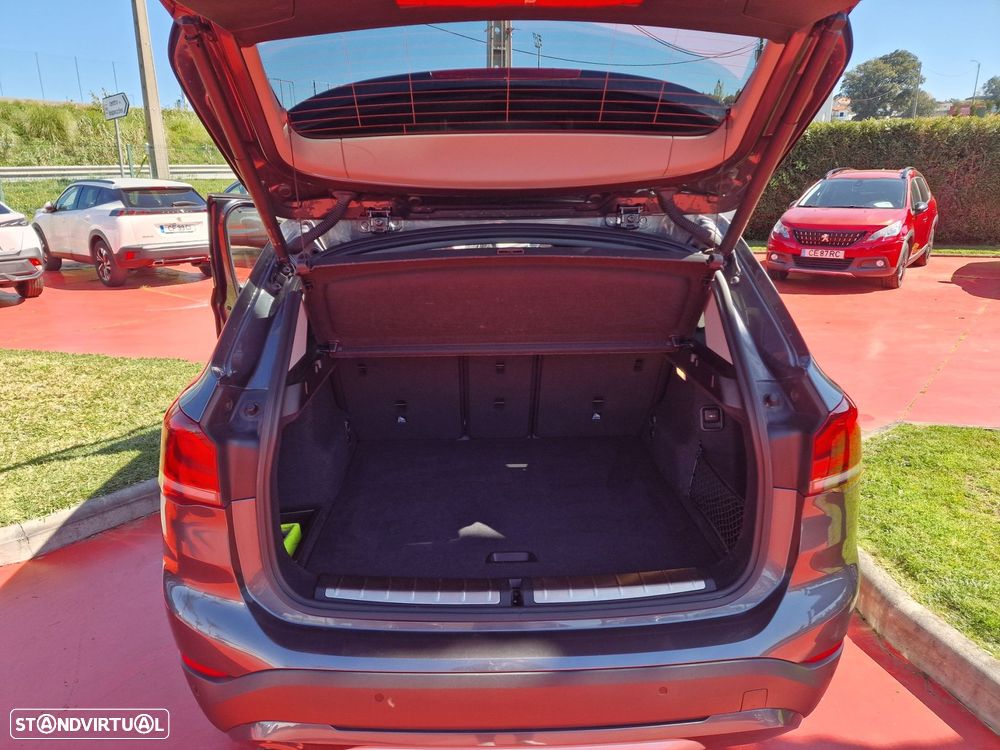 BMW X1 16 d sDrive Line Sport Auto - 9