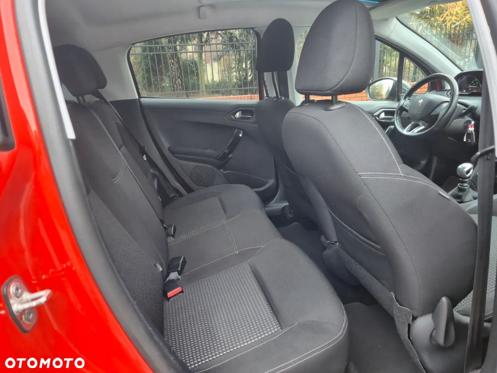 Peugeot 208 165 THP Stop & Start Allure - 16