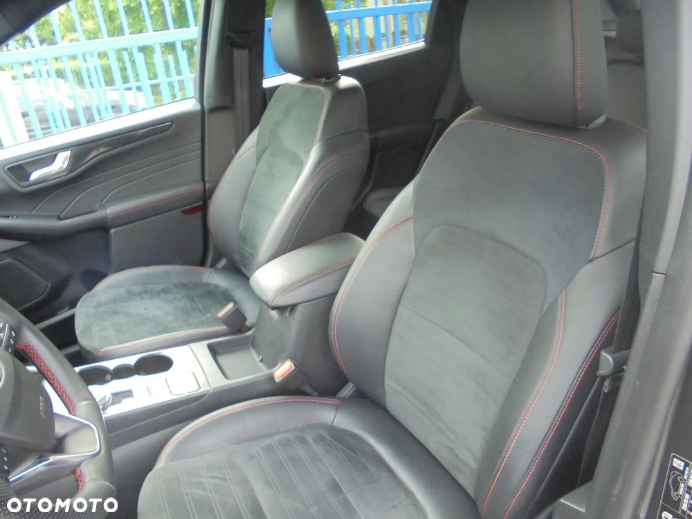 Ford Kuga 2.0 EcoBlue 4x4 ST-LINE X - 7