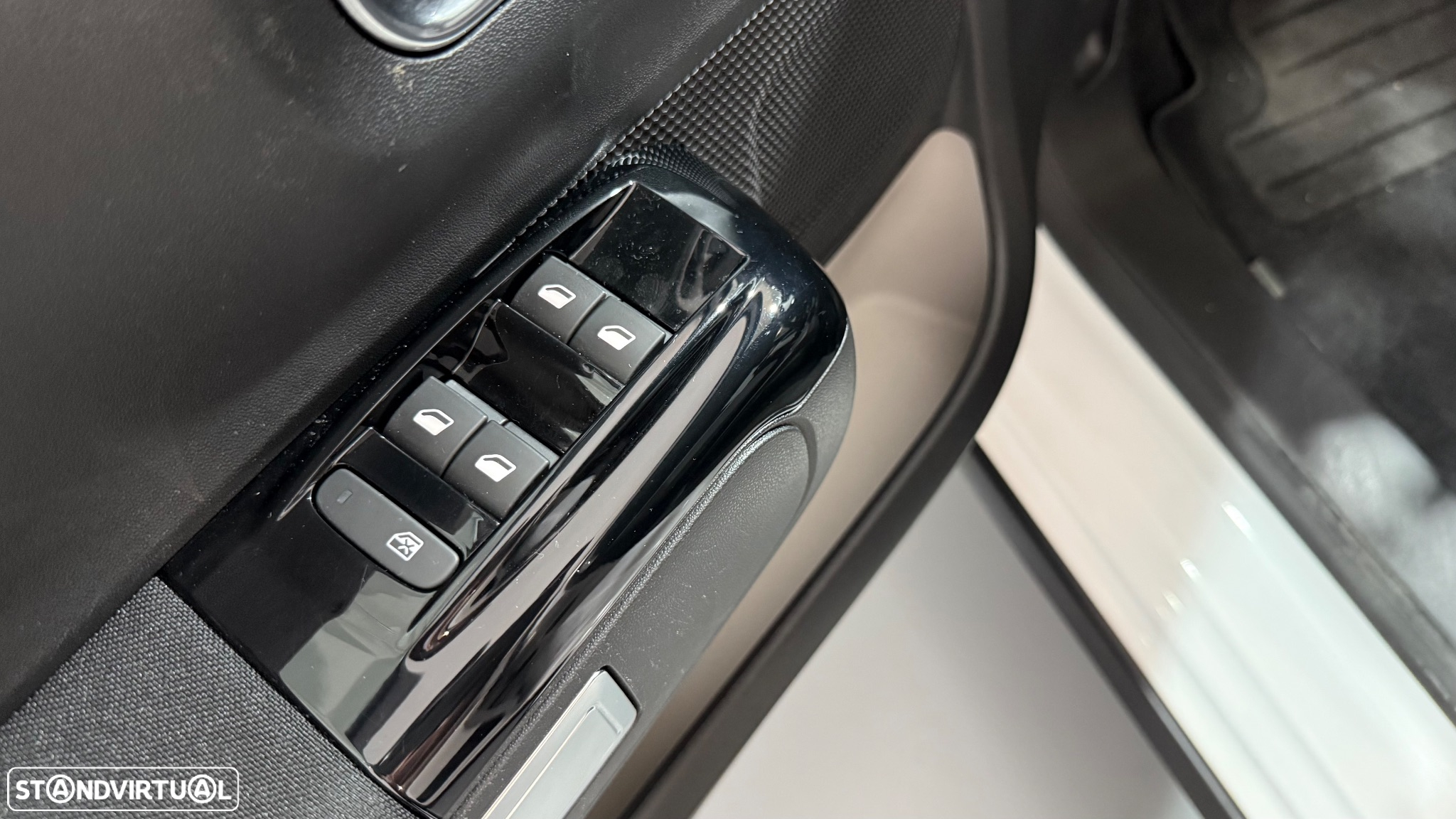 Citroën C3 1.2 PureTech Origins - 19