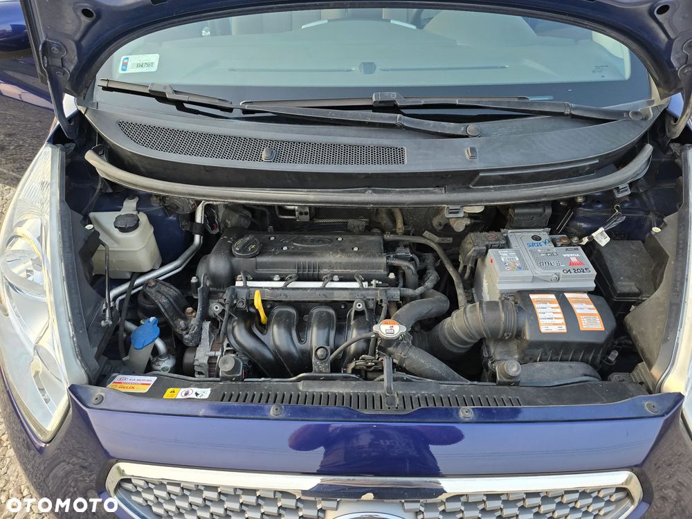 Kia Venga 1.4 L - 25