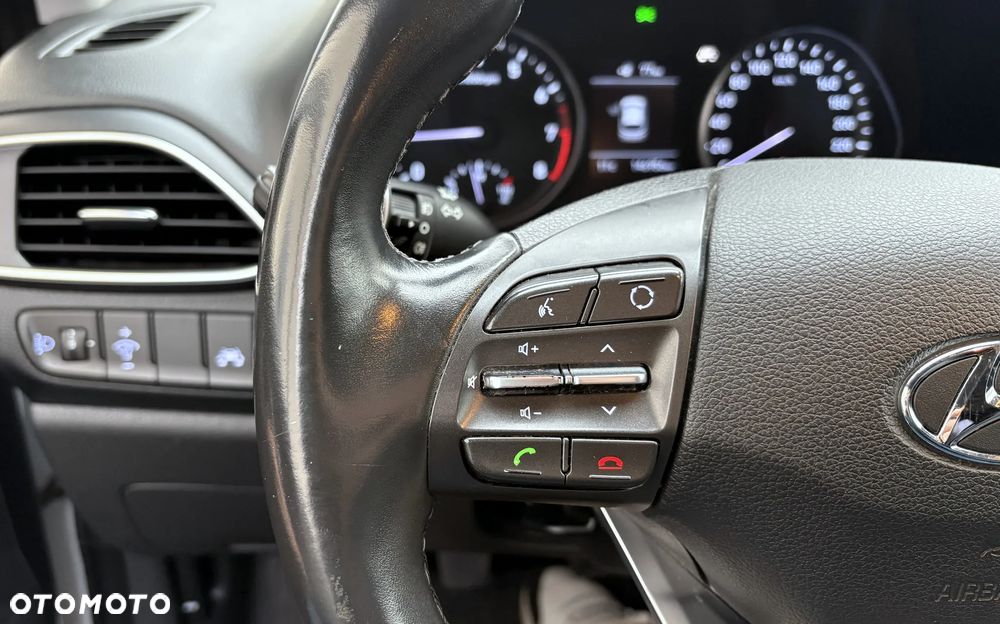 Hyundai i30 1.4 Passion - 27