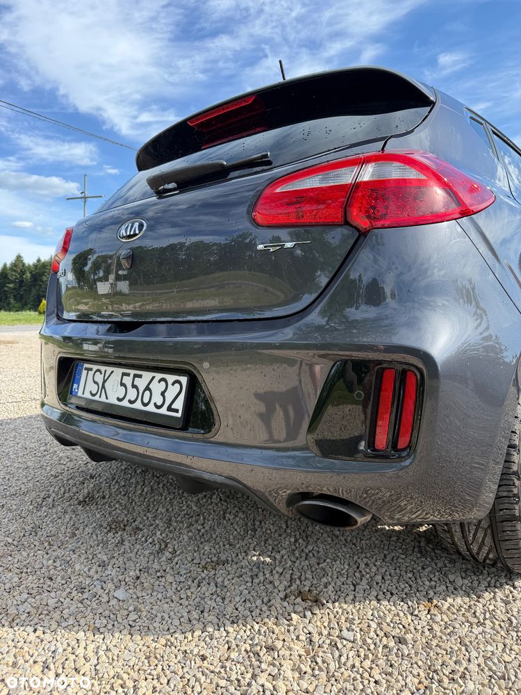 Kia Ceed 1.6 T-GDI GT - 10