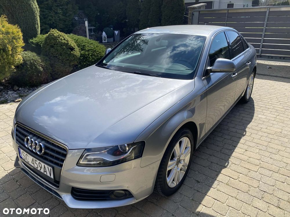 Audi A4 Limousine - 12