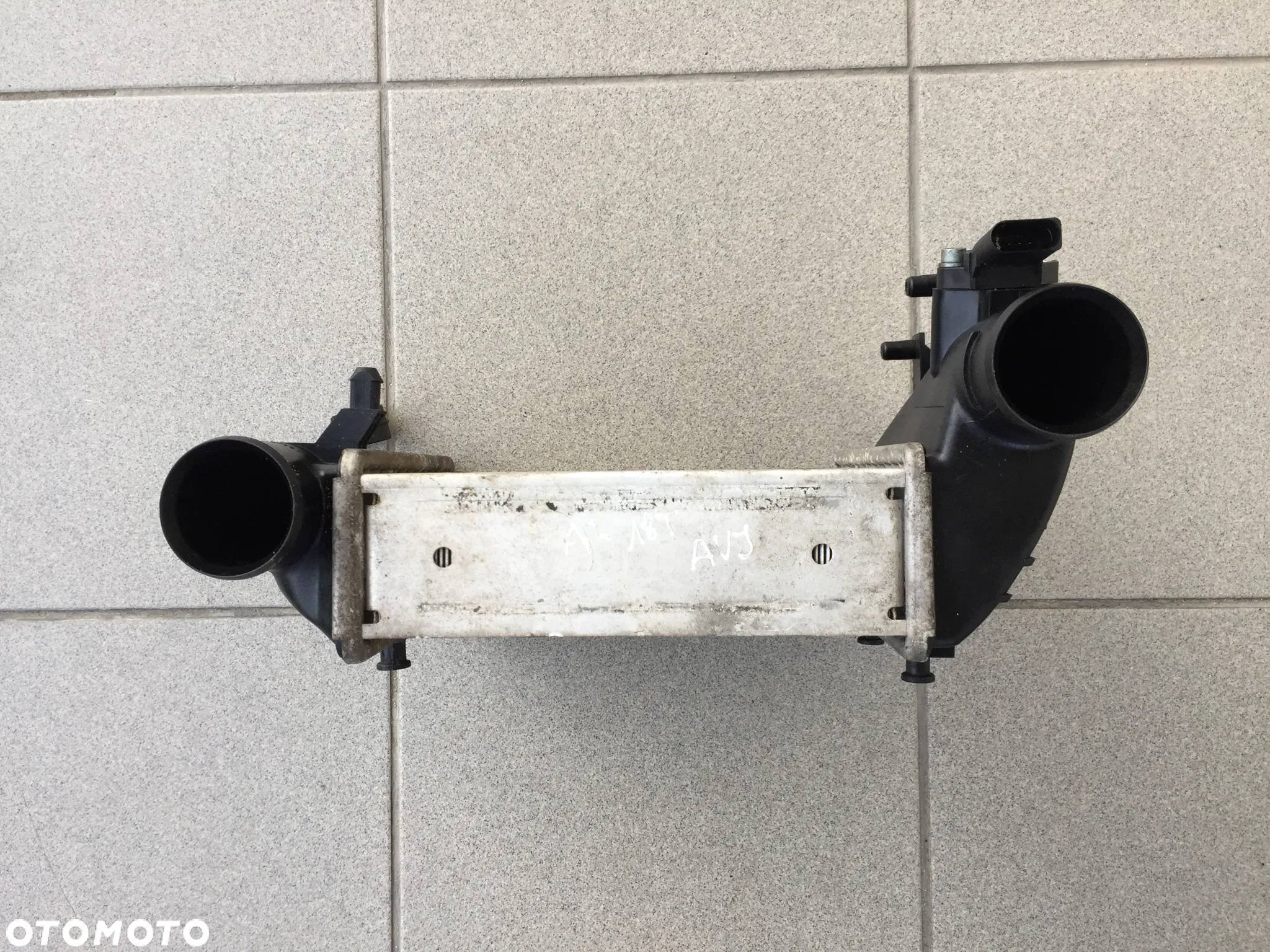 CHŁODNICA POWIETRZA INTERCOOLER LEWA LEWY AUDI A4 B6 A4 B7 1.8T BFB AVJ 8E0145805L - 7