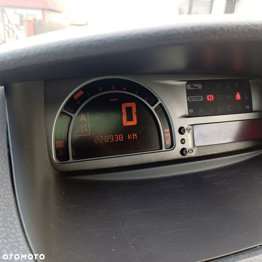 Renault Modus - 14