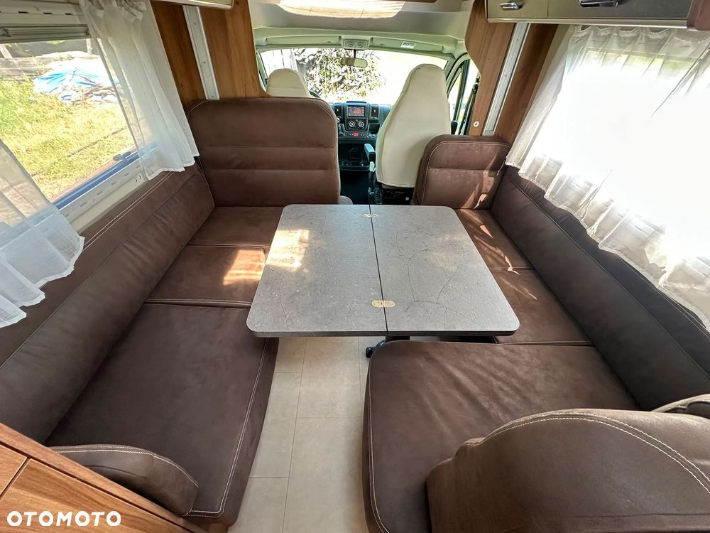 Fiat Magis 74 XT CAMPER 7-osób 2.3 diesel 130kM FULL OPCJA, ORYGINAŁ, klima postojowa, solar, markiza , bagażnik 3 rowery. STAN IDEALNY! - 26