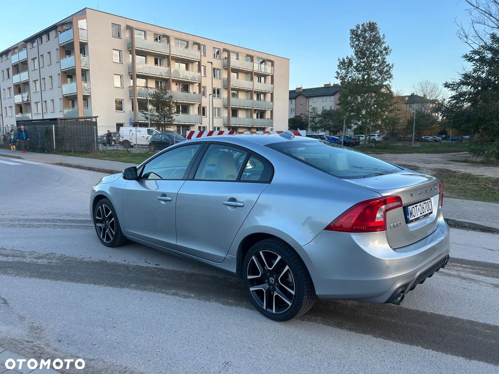 Volvo S60 T5 Geartronic RDesign - 10