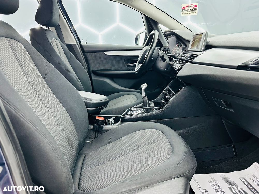 BMW Seria 2 218d - 16