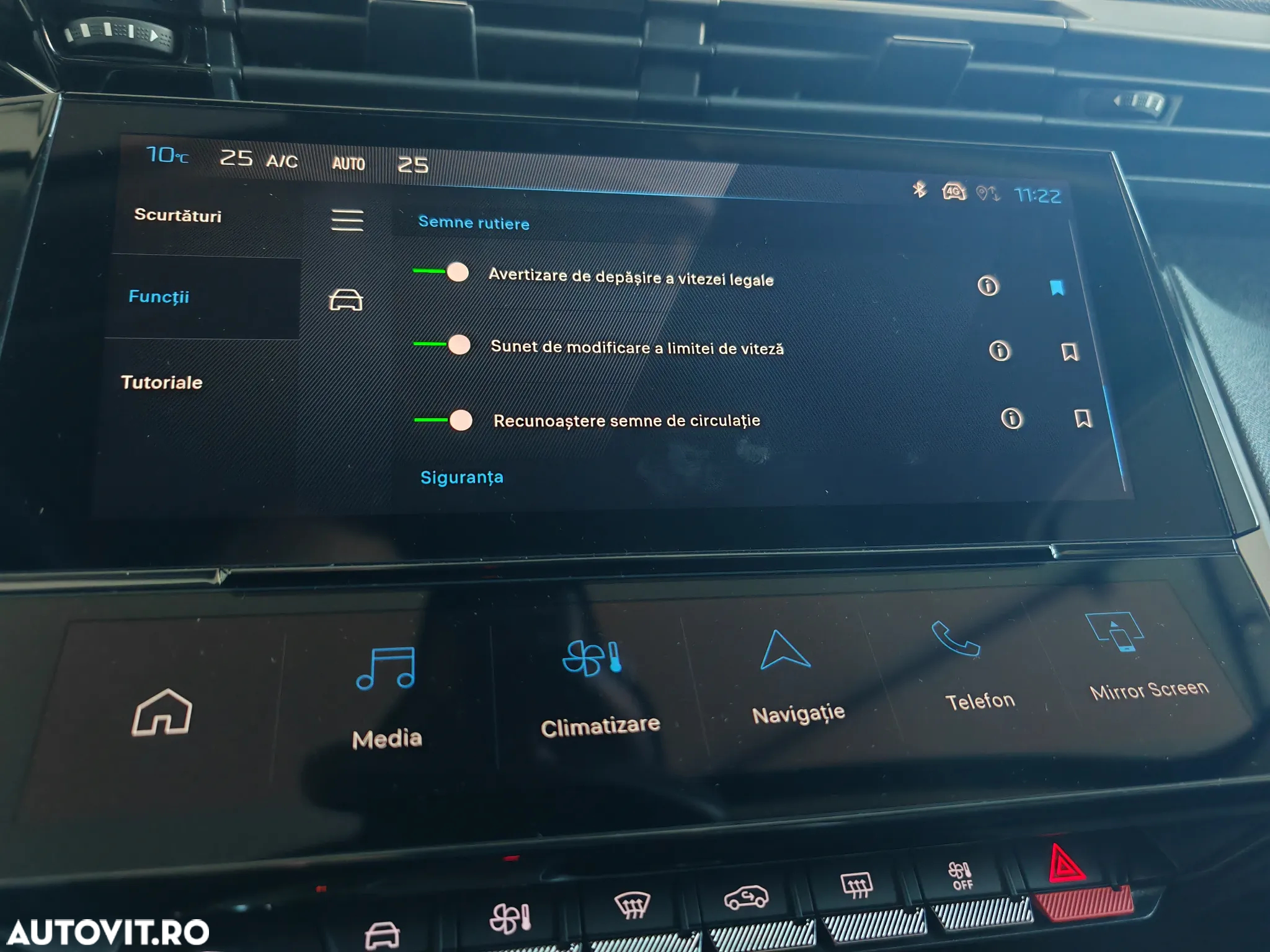 Peugeot 408 1.2L PureTech 130 S&S EAT8 Allure - 25