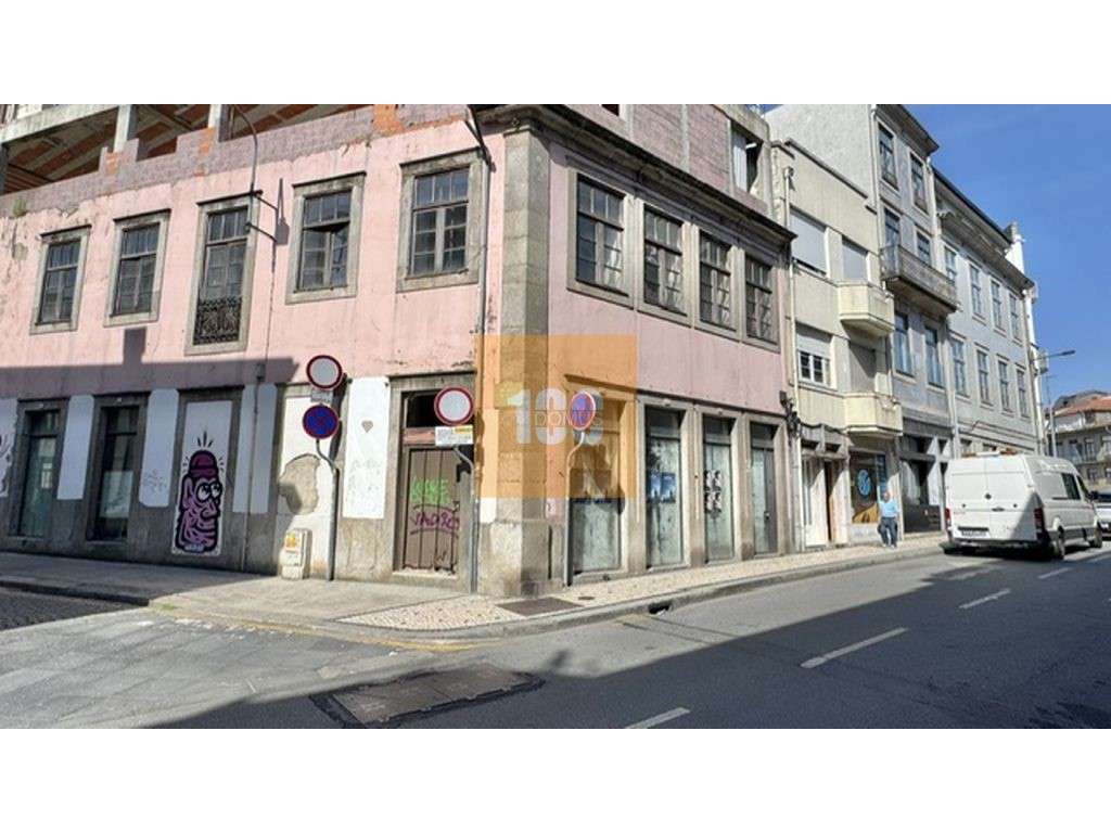 T0+1 novo na Baixa do Porto - Grande imagem: 2/22