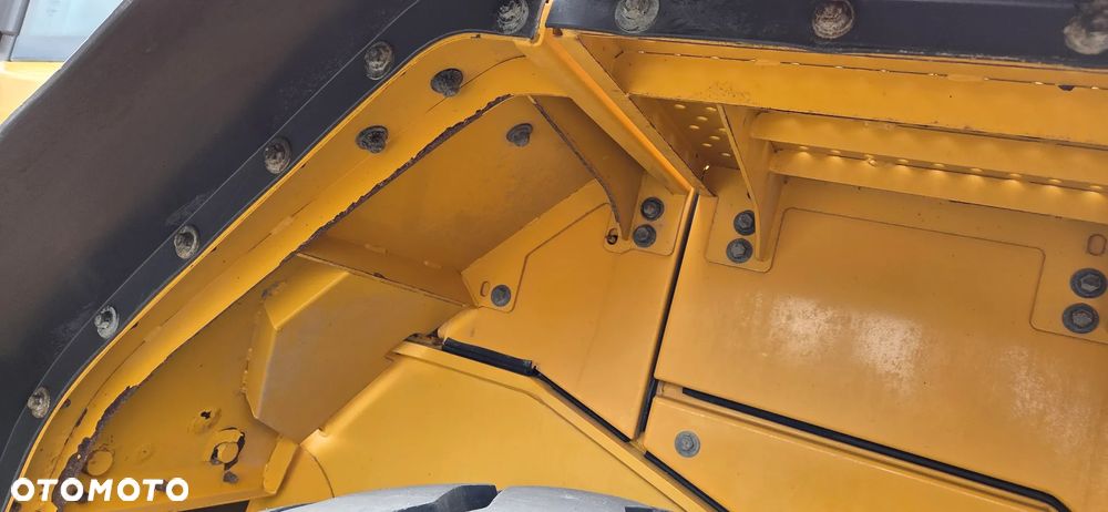 Volvo <<Volvo L90F, tylko 9400Mtg oryginał! Serwis Volvo Niemcy! Waga! sprowadzona>> - 9