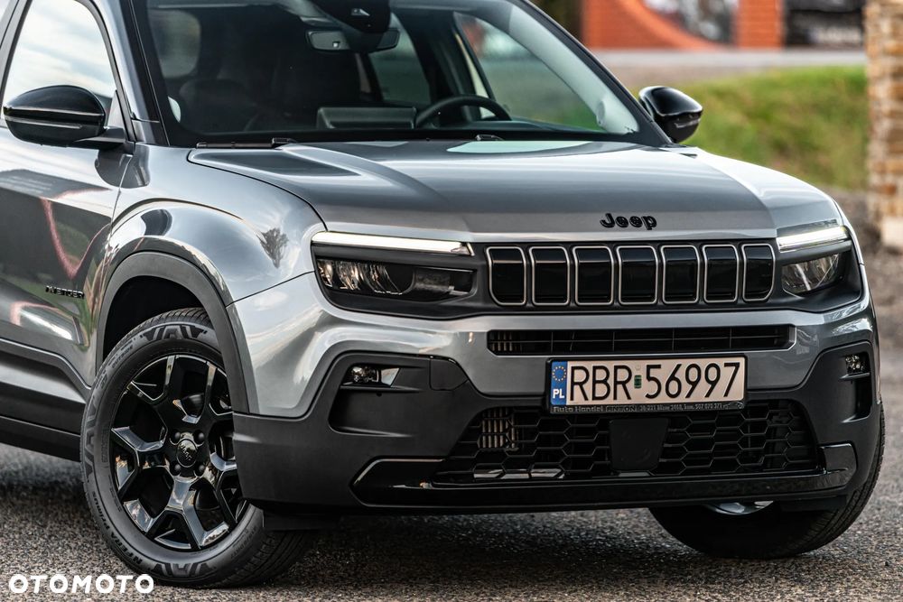 Jeep Avenger 1.2 GSE T3 Turbo-Benzin GDI Longitude - 10