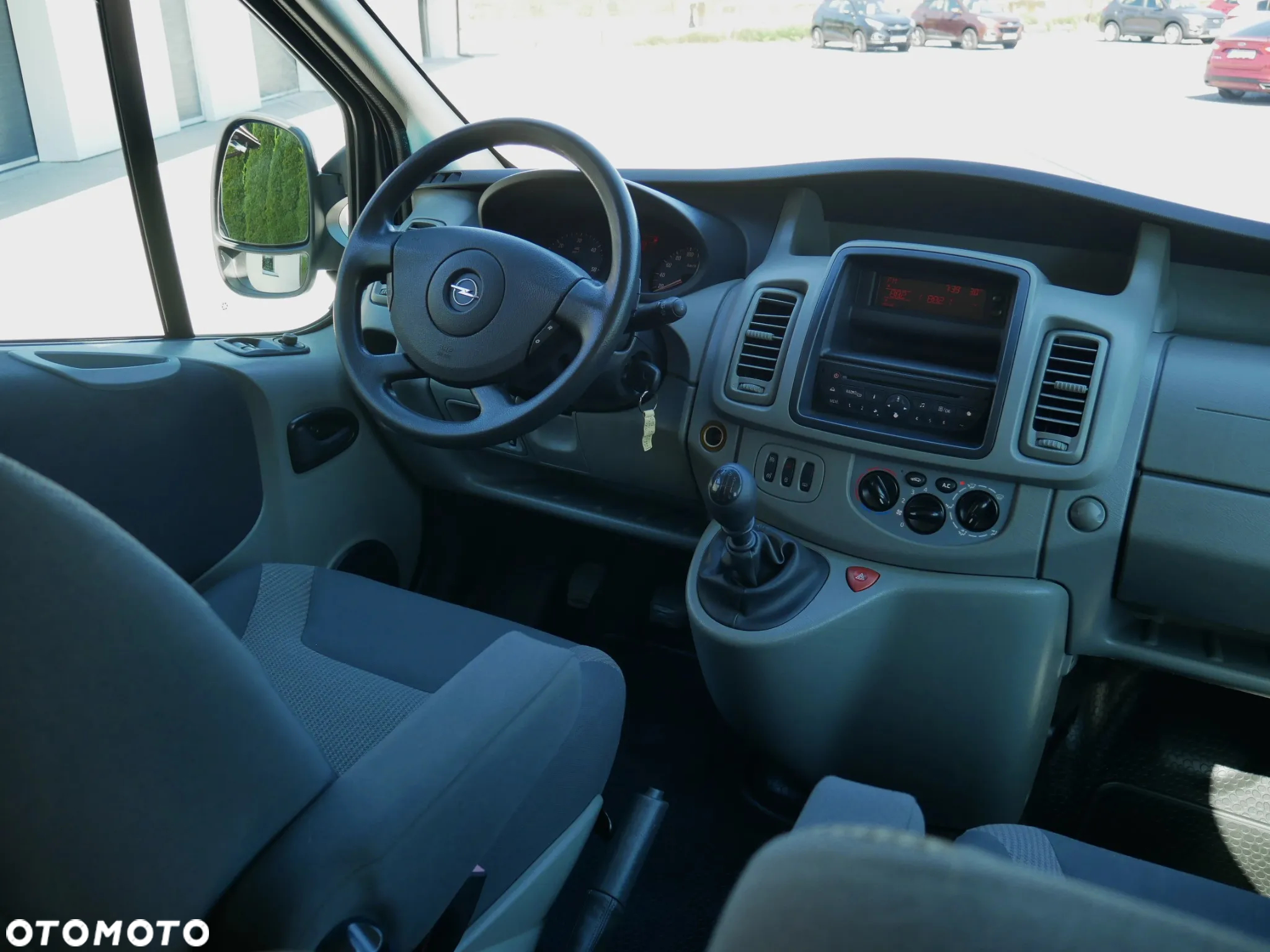 Opel Vivaro - 20