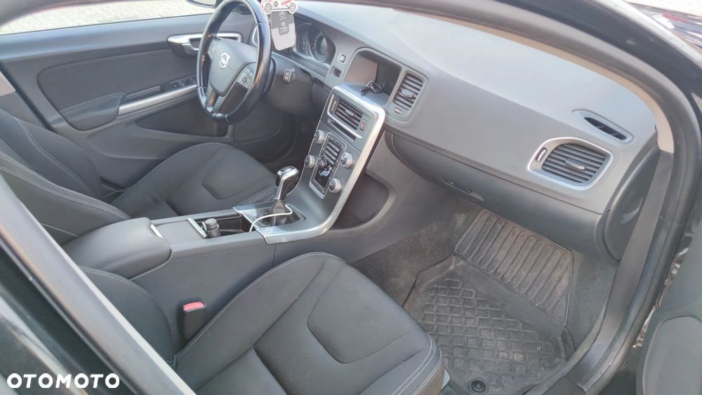 Volvo V60 D4 Drive-E Kinetic - 11