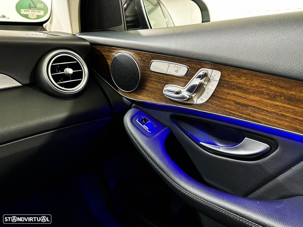 Mercedes-Benz GLC 300 de 4Matic 9G-TRONIC AMG Line - 34