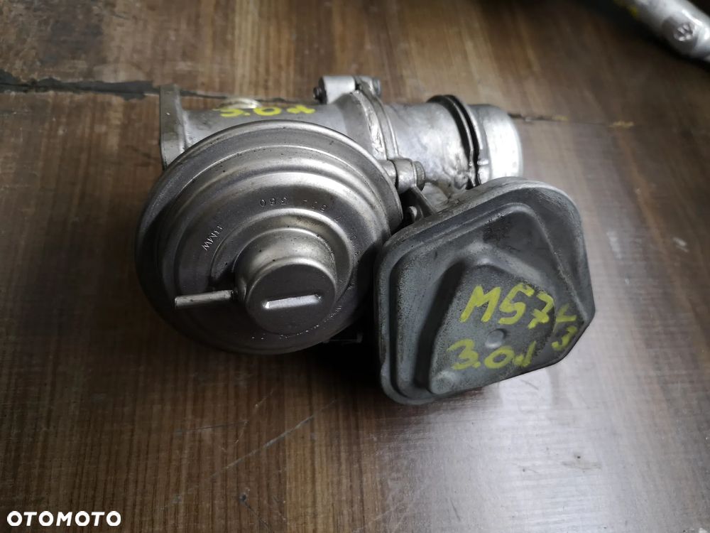 PRZEPUSTNICA POWIETRZA BMW E53 E60 E70 E83 E87 E90 2.0d M47 3.0d M57 7804384 - 1