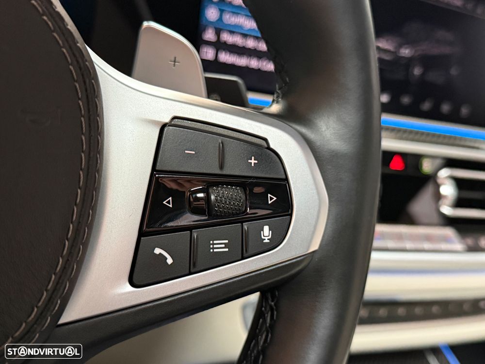 BMW X5 45 e xDrive Pack M - 11