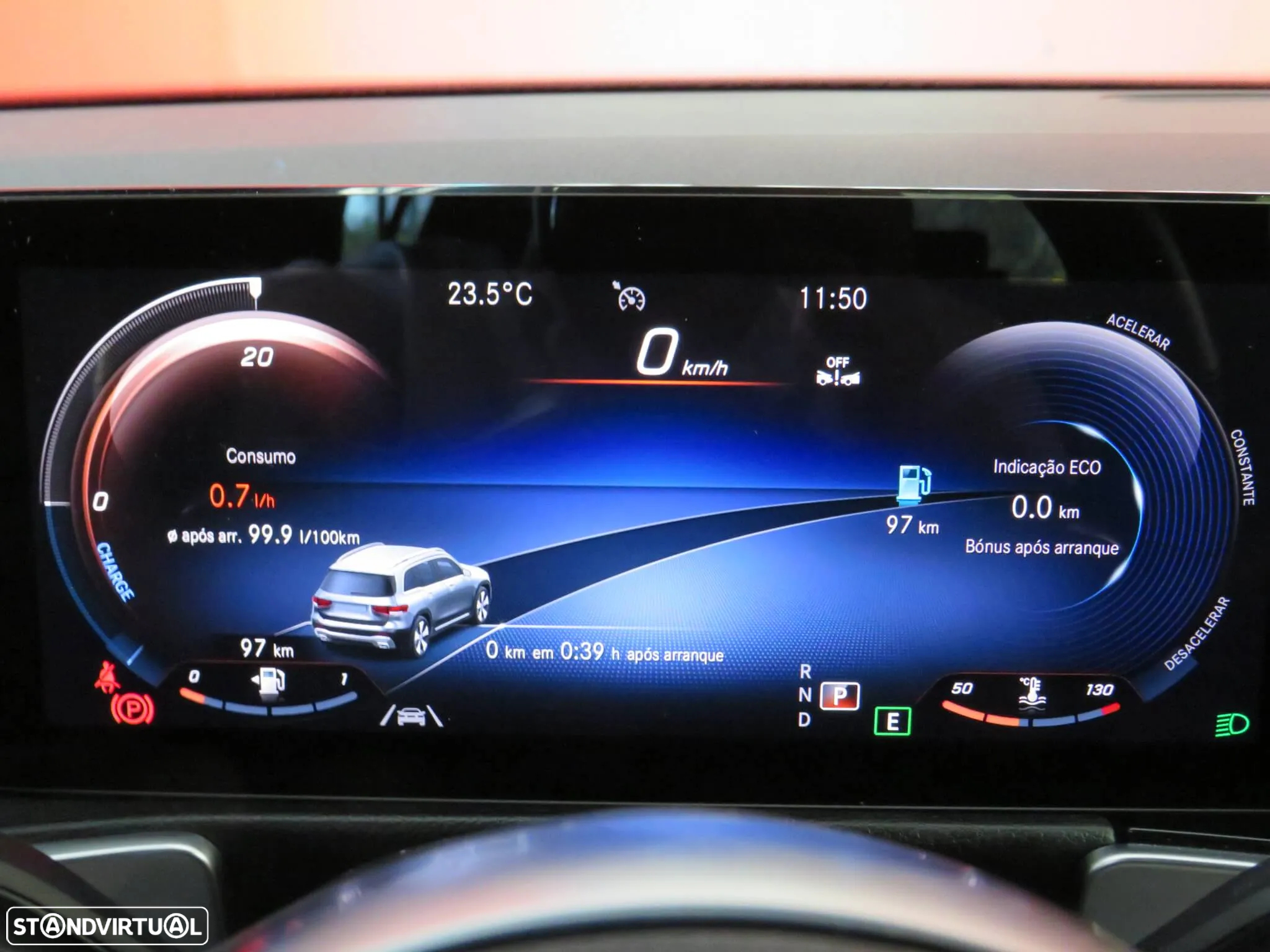 Mercedes-Benz GLB 200 d AMG Line - 24