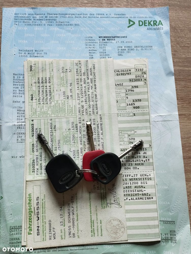 Ford Escort 1.8 16V Ghia - 19