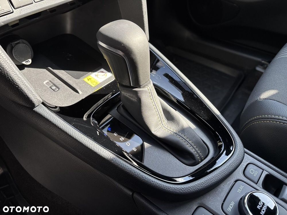 Toyota Yaris Cross Hybrid 1.5 Adventure 4x4 - 28