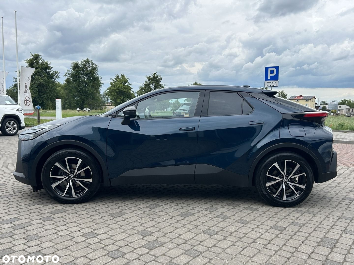 Toyota C-HR - 8