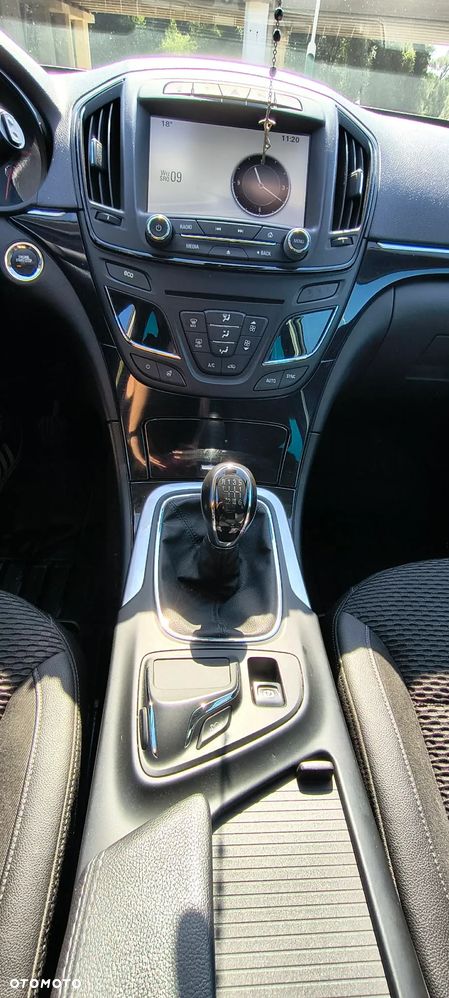 Opel Insignia - 11