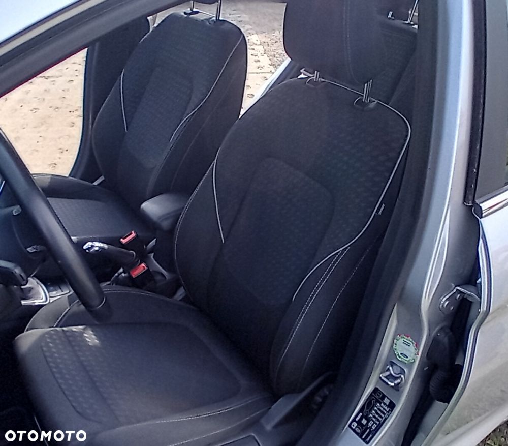 Ford Fiesta - 11