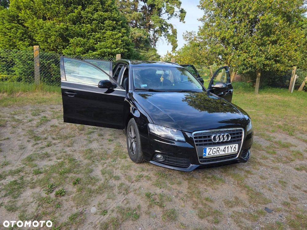 Audi A4 Avant 2.0 TDI - 10