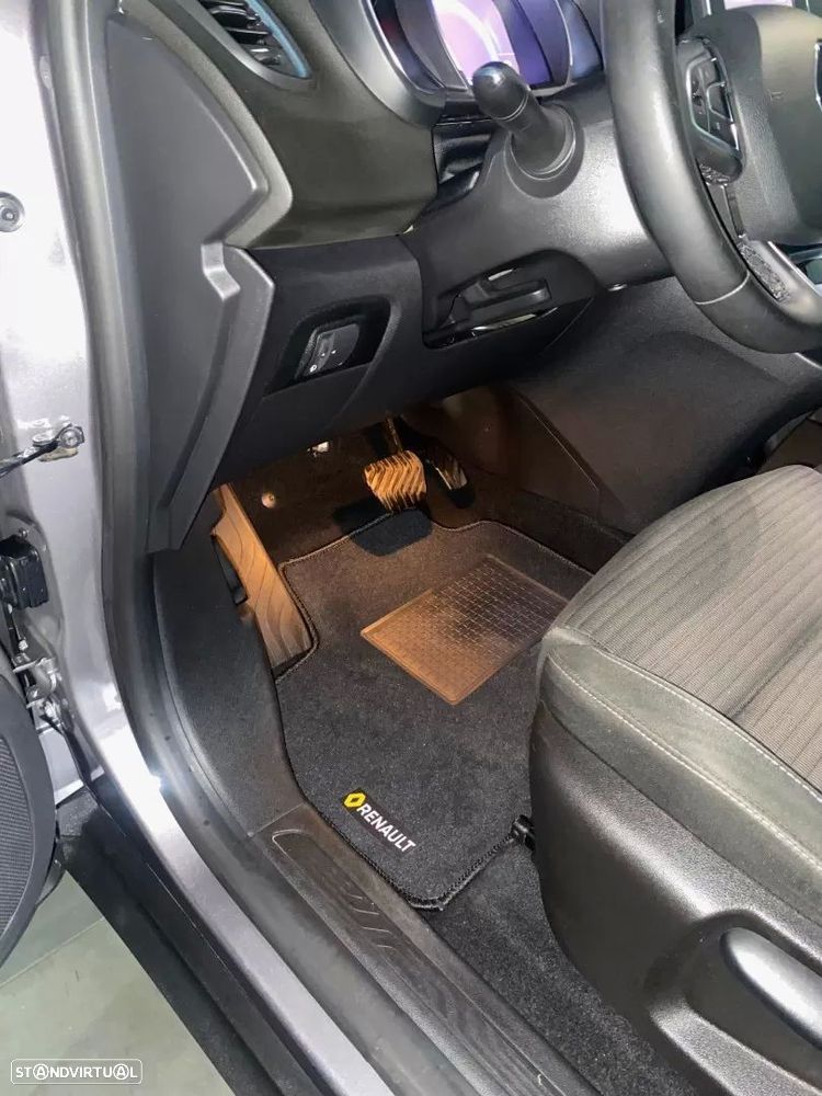 Renault Grand Scénic - 24