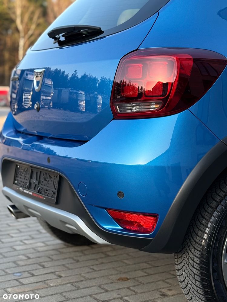 Dacia Sandero Stepway TCe 90 (S&S) Celebration - 33
