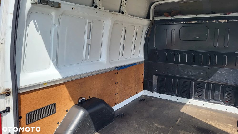 Ford Transit - 27