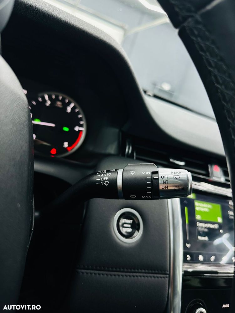 Land Rover Discovery Sport 2.0 l TD4 PURE - 29