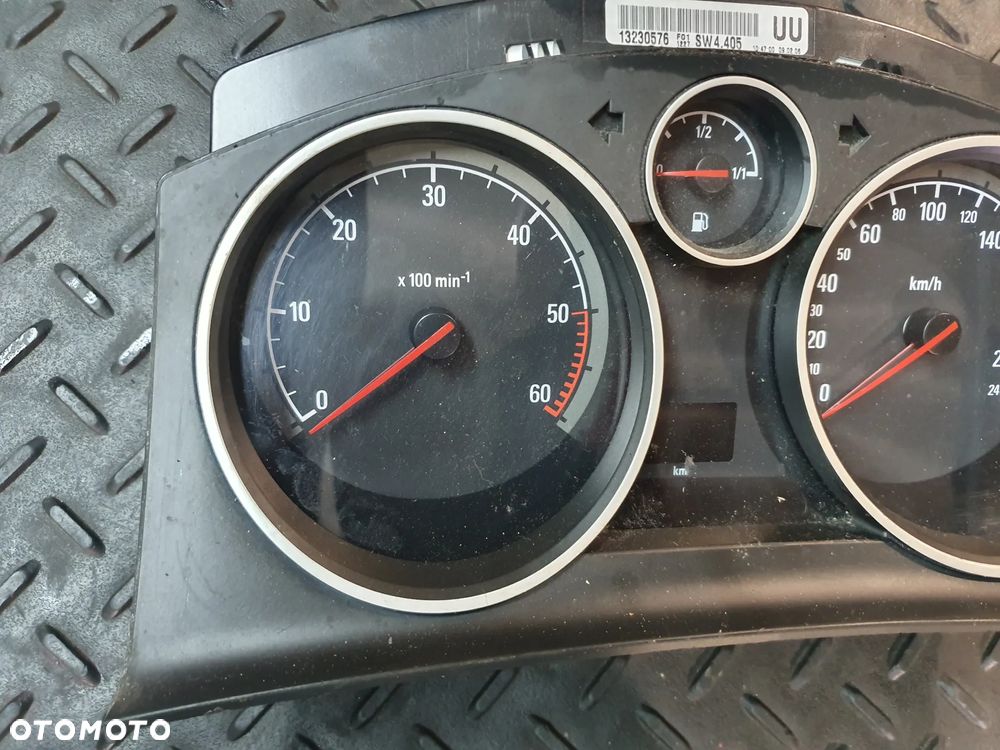 Licznik Wyświetlacz Zegary Opel Zafira B 1.9 CDTI 8V 16V 13230576 EUROPA - 2