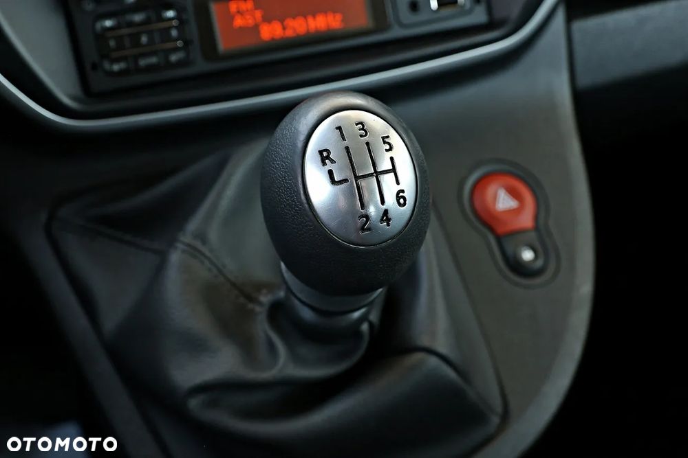 Renault Kangoo 1.2 TCE Zen Eu6 - 35