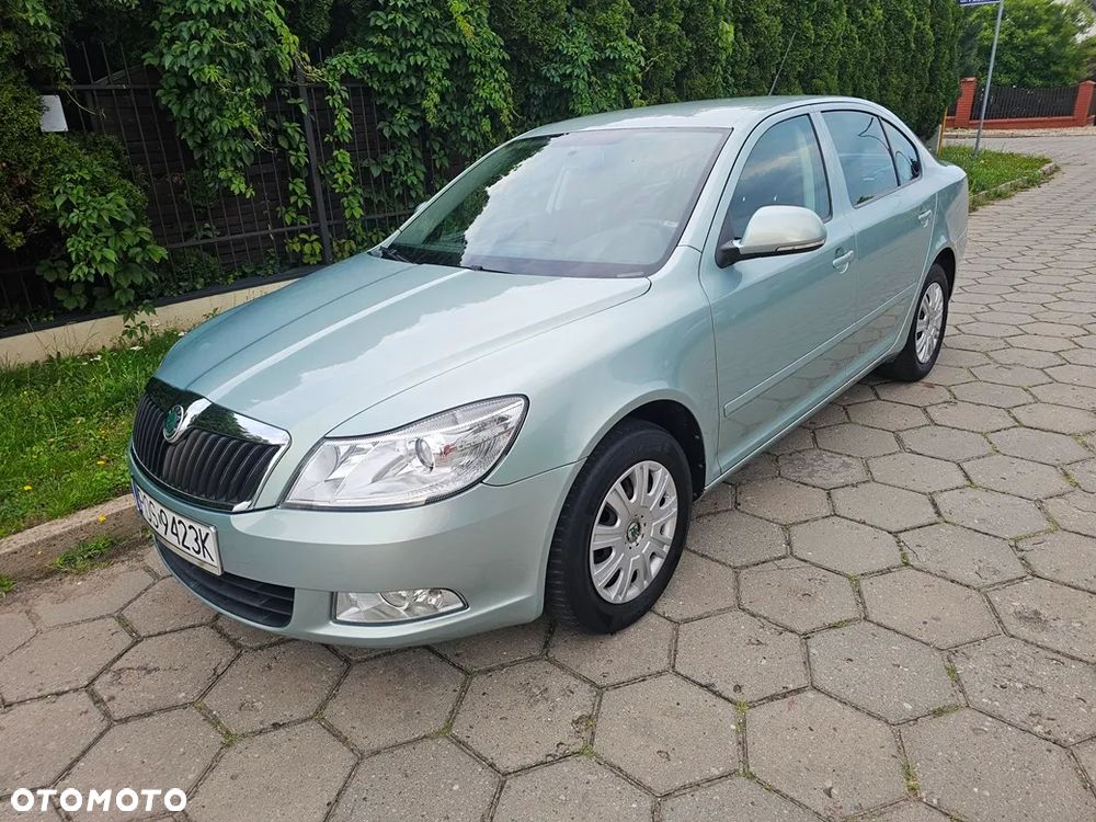 Skoda Octavia 1.6 Selection - 1