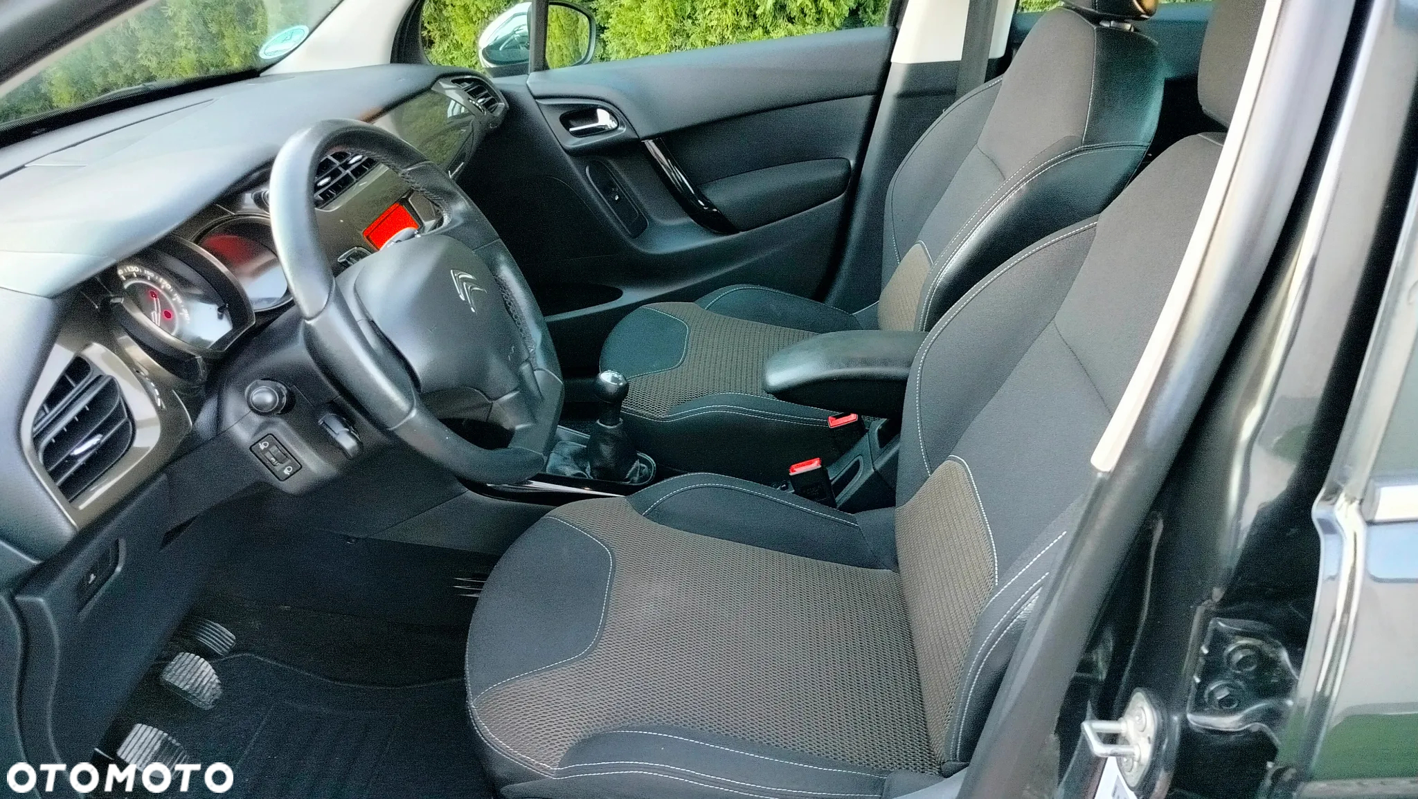 Citroën C3 1.4 Exclusive - 8