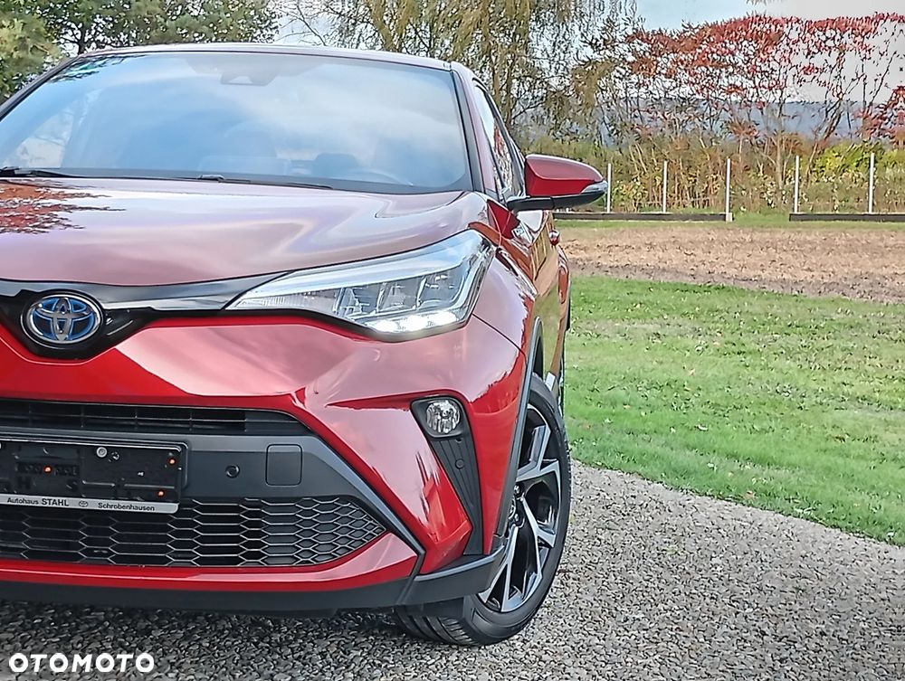 Toyota C-HR 2.0 Hybrid Team Deutschland - 4