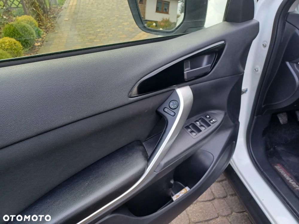 Mitsubishi Eclipse Cross 1.5 T GPF Inform - 18