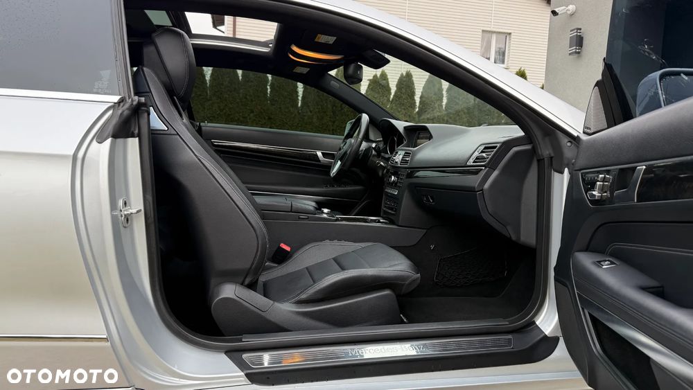 Mercedes-Benz Klasa E E-Klasse Coupe Avantgarde - 29