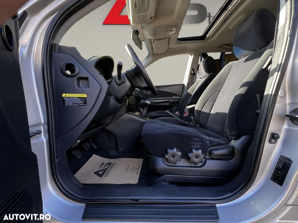 Hyundai Tucson 2.0 CRDI VGT GLS 4WD MT STYLE PLUS - 24