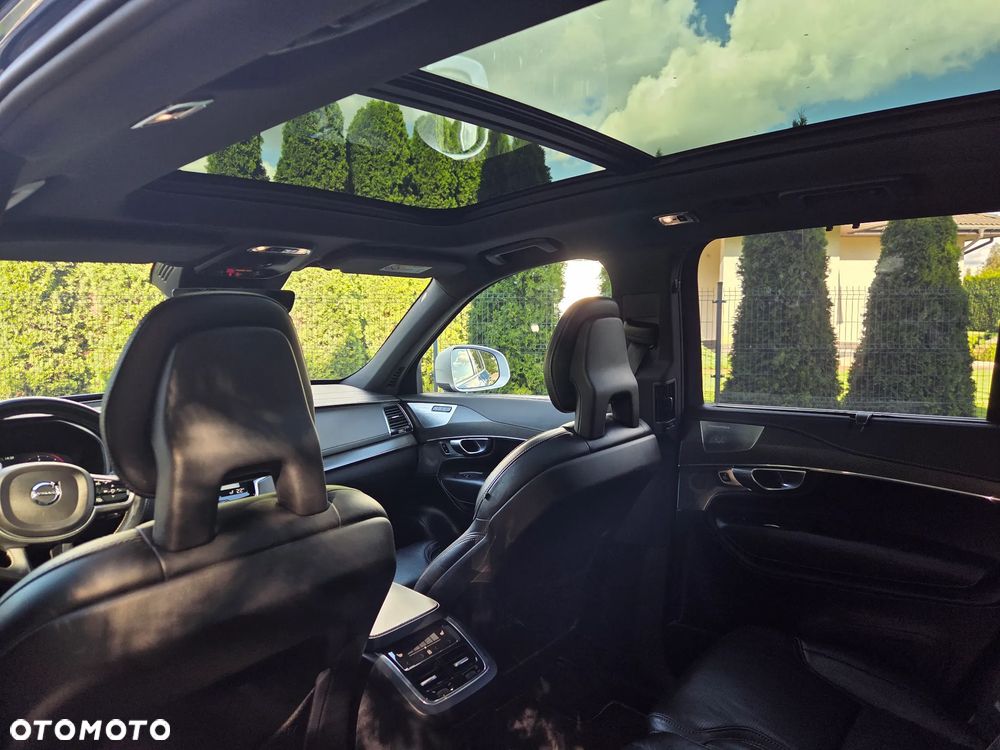 Volvo XC 90 D5 AWD Geartronic RDesign - 22