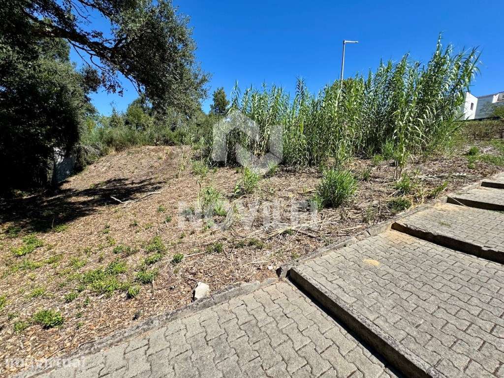 Lote de terreno para construção de Moradia Unifamiliar - Grande imagem: 4/10