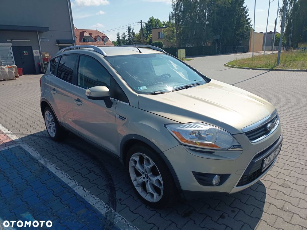 Ford Kuga - 2