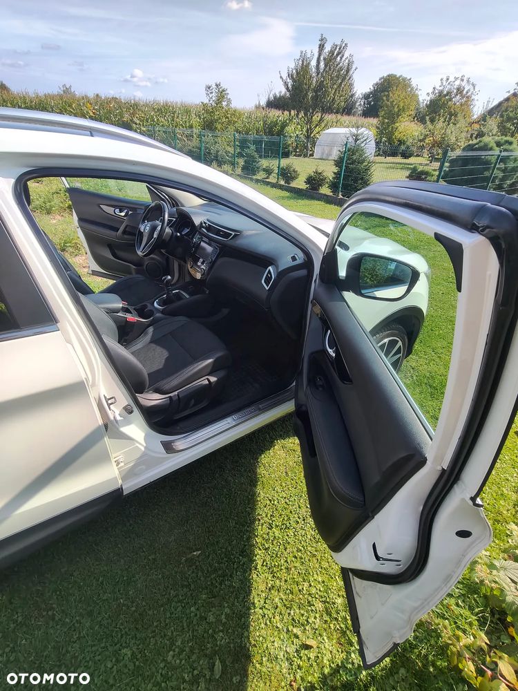 Nissan Qashqai 1.6 DCi Tekna - 17