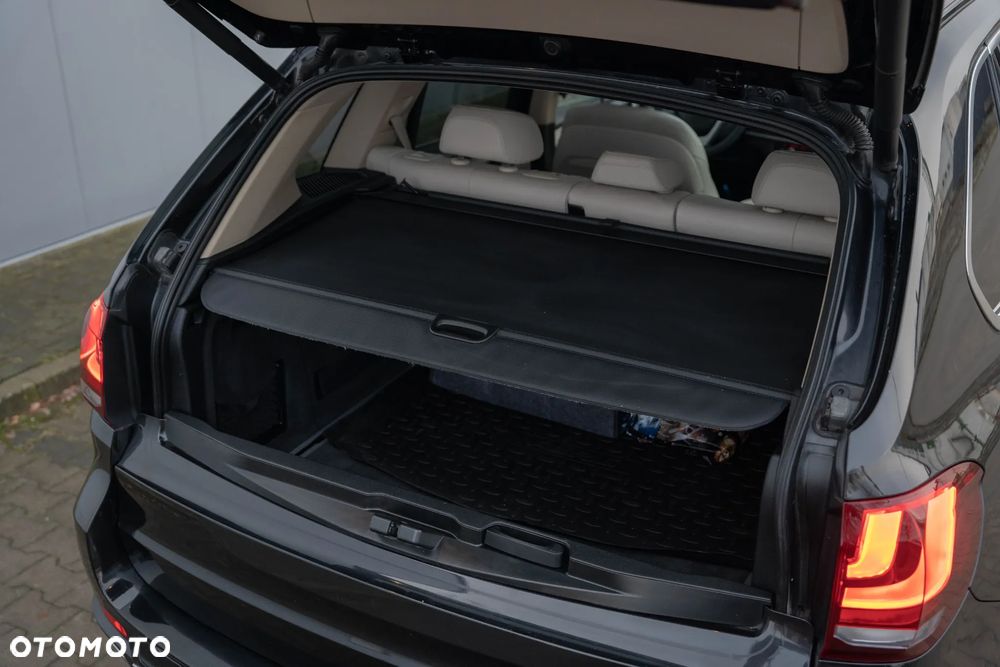 BMW X5 xDrive30d Sport-Aut - 16