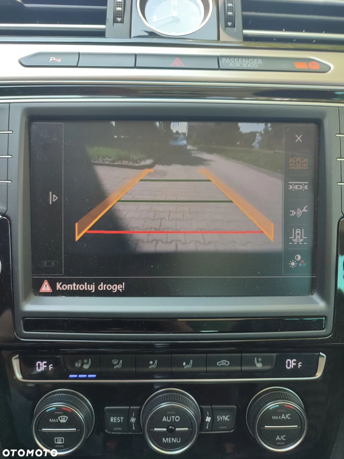 Volkswagen Passat 2.0 TDI Bi-Turbo BMT 4Mot Highline DSG - 12