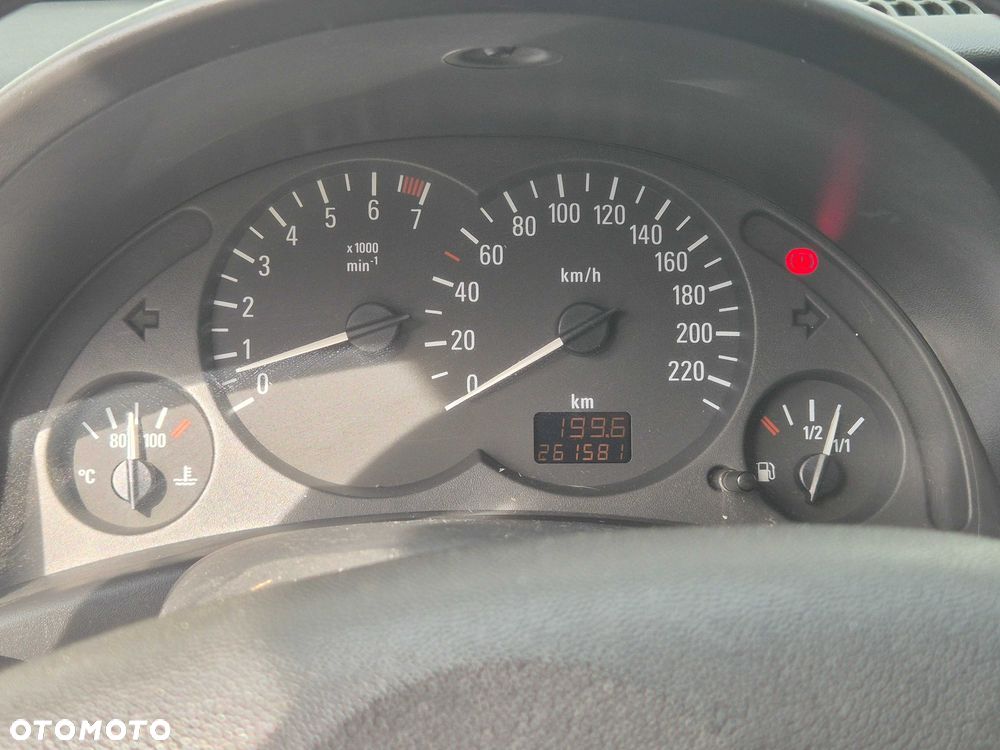 Opel Combo - 8